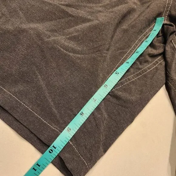 Kuhl mens lightweight shorts. Size 38